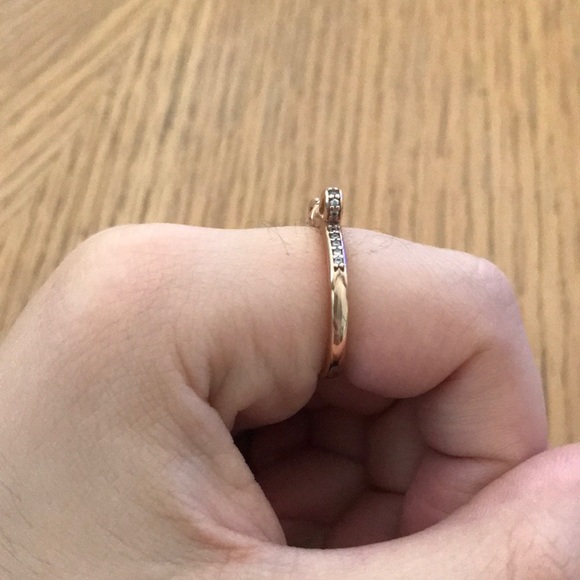 Pandora Rose Gold Bow Ring - Picture 6 of 8